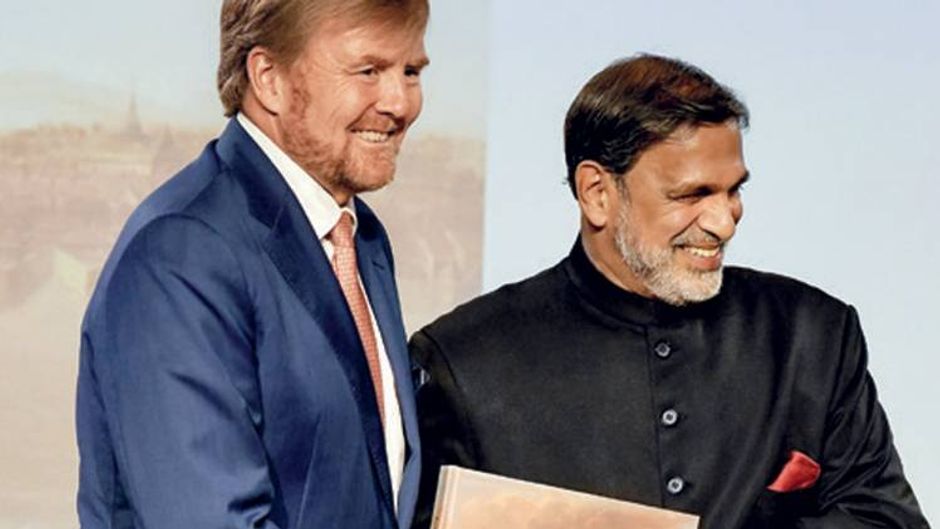 विलियम-अलेक्जेंडर और वेणु राजमोनी