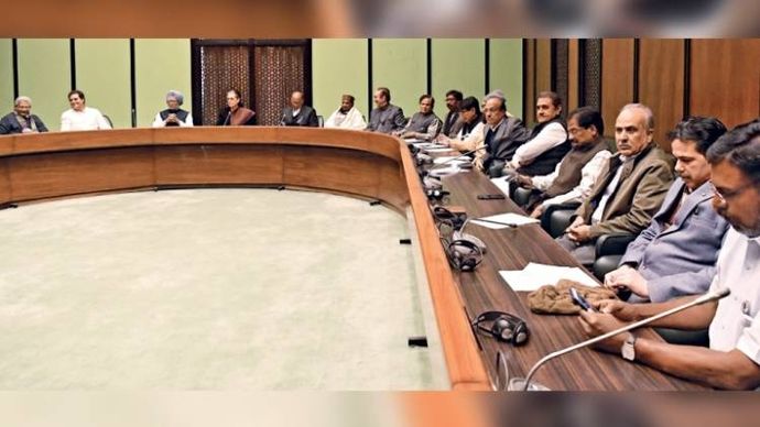 एक मोर्चे पर सोनिया गांधी की ओर से 13 जनवरी को बुलाई गई 20 विपक्षी पार्टियों की बैठक