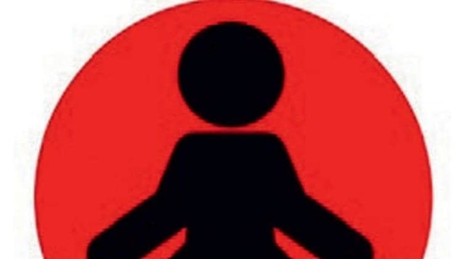तीन से पांच मिनट के ध्यान से शुरुआत करें