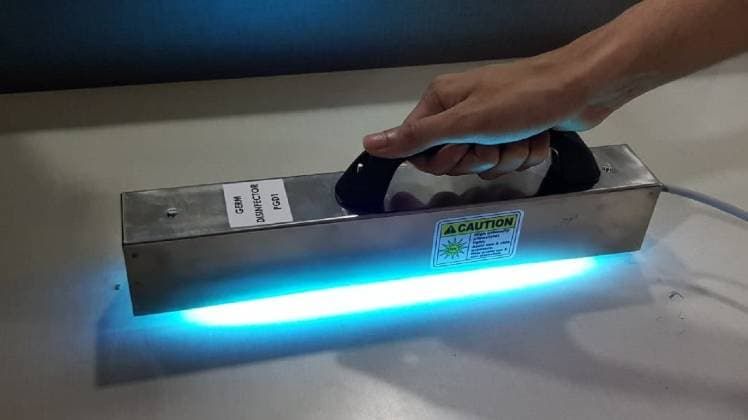 अल्ट्रावायोलेट टॉर्च 