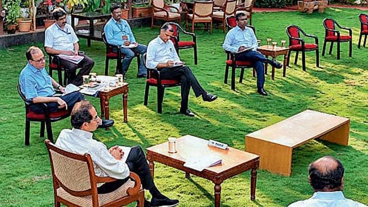 मोर्चे पर मुख्यमंत्री