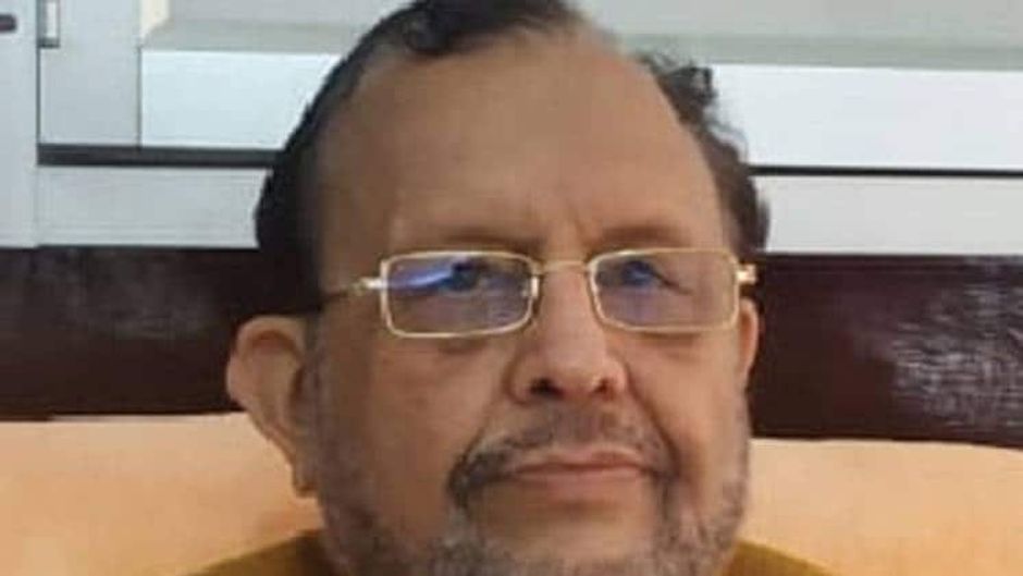 वित्त मंत्री सुरेश खन्ना