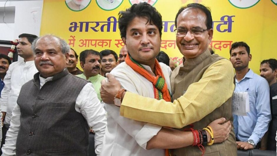 शिवराज चौहान और ज्योतिरादित्य सिंधिया के लिए ये उप-चुनाव बेहद अहम हैं (पीटीआइ)