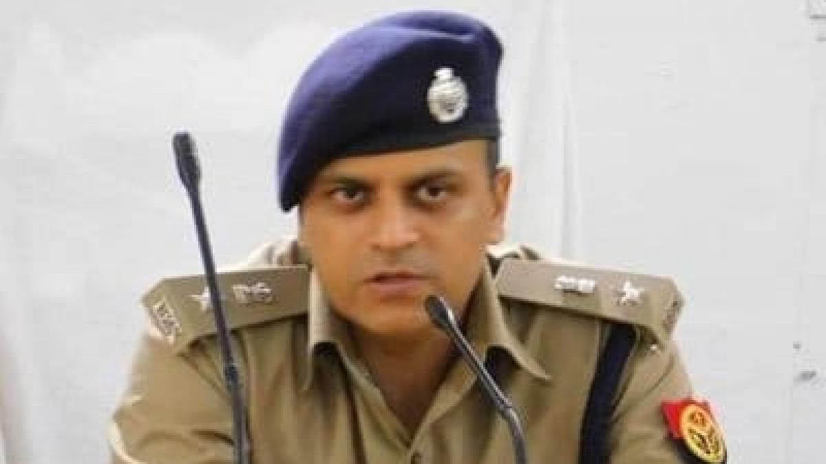 आइपीएस अधिकारी आशीष तिवारी