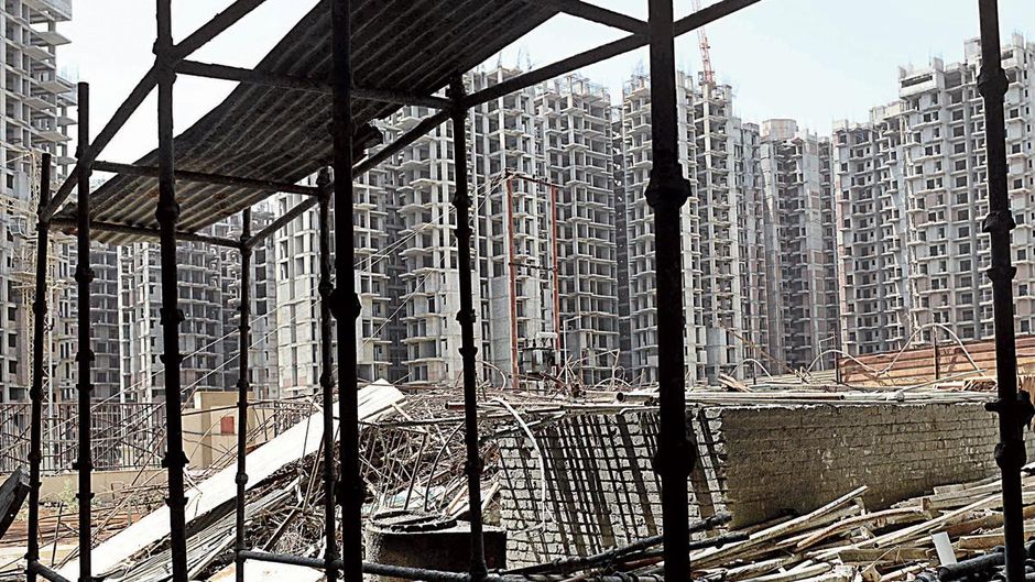 आर्थिक झटका ग्रेटर नोएडा में ठप पड़ा रियल एस्टेट का एक प्रोजेन्न्ट