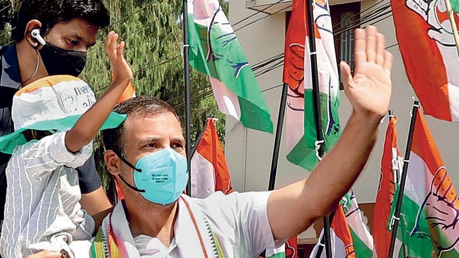 केरल पर जोर मन्नतवाडी में राहुल गांधी का रोड शो