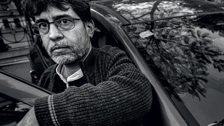 औचक झटका महामारी से पहले संजीव मुथूट फाइनेंस में एक करोड़ रु. सालाना पा रहे थे. शुरू के महीनों में ही नौकरी चली गई. उसके बाद उनके लिए वैसी नौकरी मिल पाना मुहाल हो गया