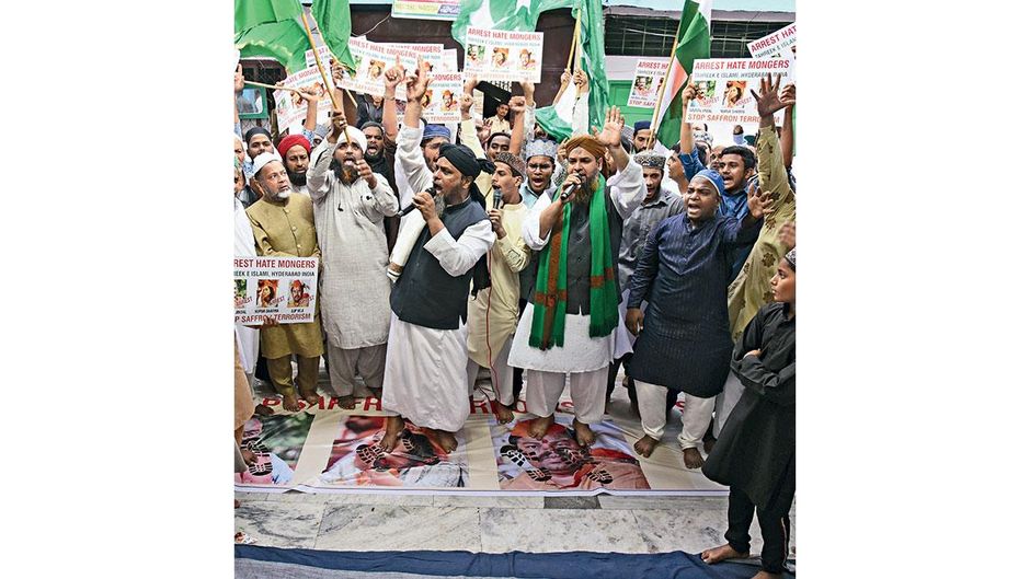 नफरत की फेहरिस्त : नूपुर शर्मा की टिप्पणी के खिलाफ प्रदर्शन