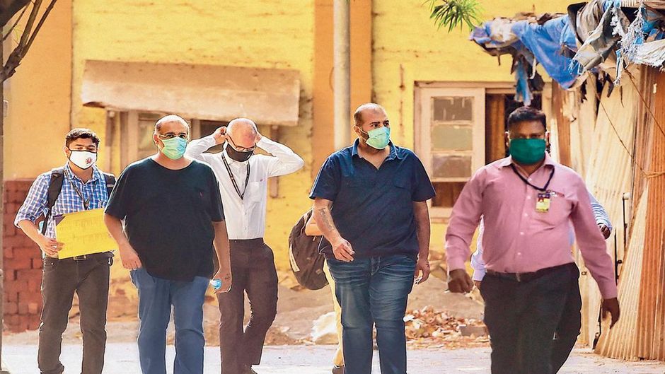 घोटालेबाज : 27 अप्रैल 2020 को येस बैंक मामले में वधावन बंधुओं को विशेष सीबीआइ कोर्ट में पेश किया गया