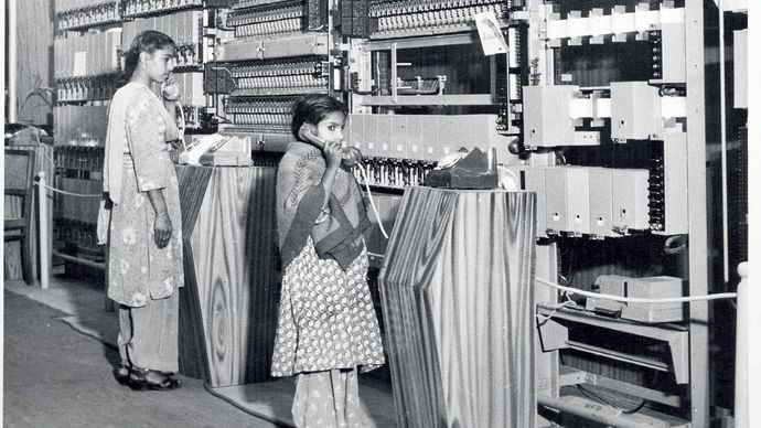 गुजरा जमाना : 1940 से 1960 के बीच भारतीय औद्योगिक मेले में ऑटोमेटिक टेलीफोन की प्रदर्शनी