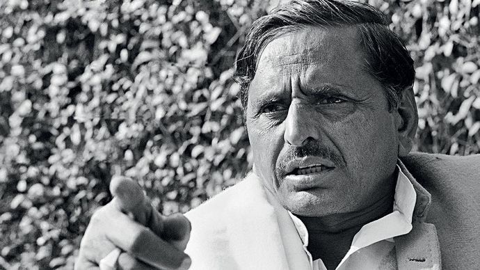 राजनीति के पहलवान युवा तेवर वाले मुलायम सिंह यादव (1939-2022)