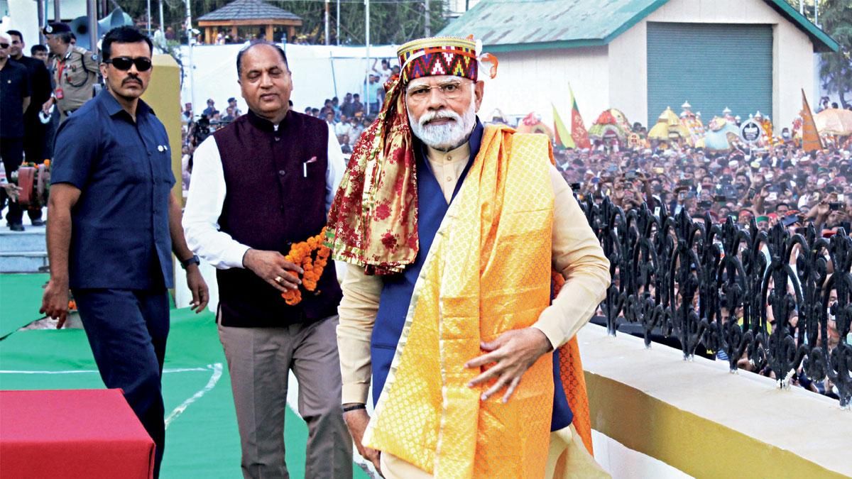 मोर्चे पर खुद मोदी : प्रधानमंत्री नरेंद्र मोदी 5 अक्तूबर को कुल्लू में सीएम जयराम ठाकुर के साथ