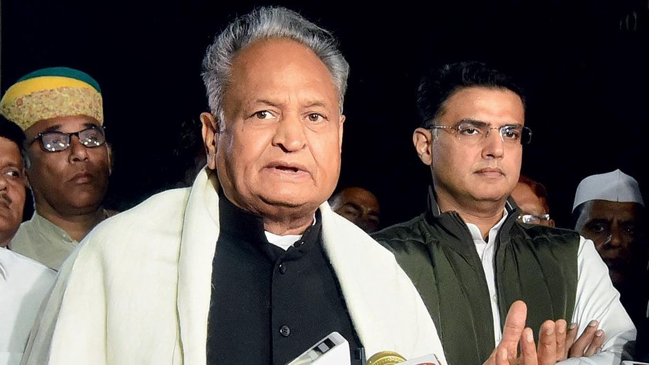 कितने पास: जयपुर में 29 नवंबर को एक बैठक के बाद अशोक गहलोत और सचिन पायलट
