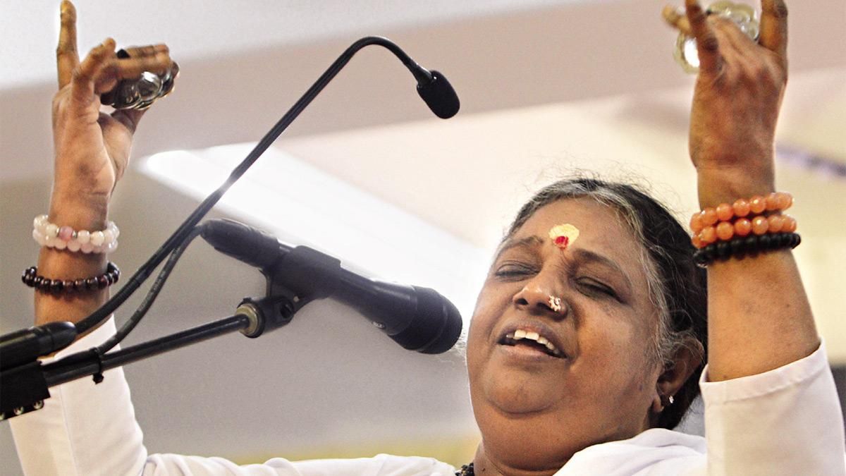 माता अमृतानंदमयी