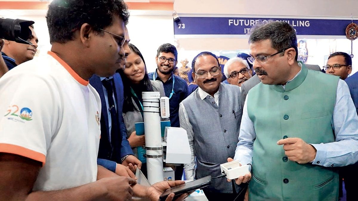 धर्मेंद्र प्रधान, केंद्रीय शिक्षा मंत्री