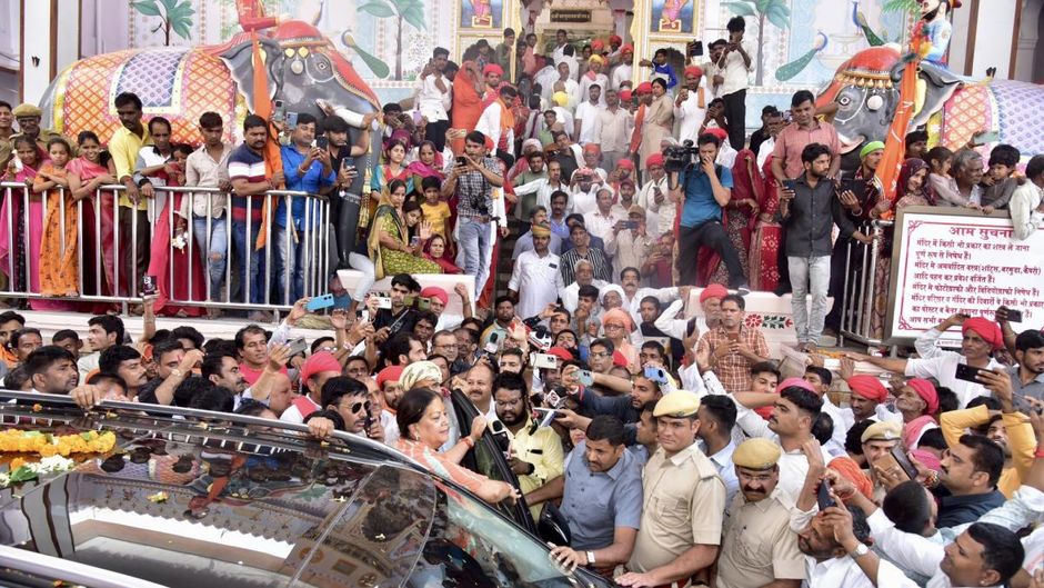 चारभुजा मंदिर में वसुंधराराजे