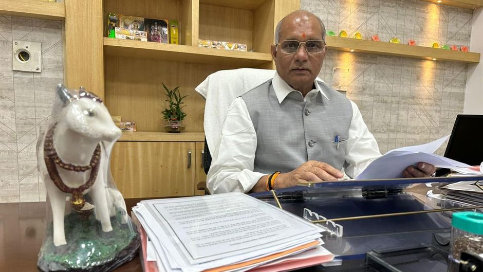 पशुधन और दुग्ध विकास विभाग मंत्री धर्मपाल सिंह, उत्तर प्रदेश