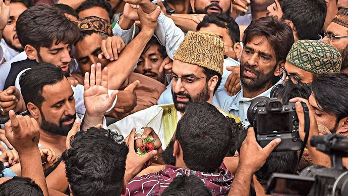 लोकप्रिय नेता मीरवाइज उमर फारूक 22 सितंबर को श्रीनगर की जामा मस्जिद में