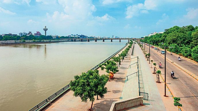 अहमदाबाद में साबरमती रिवरफ्रंट