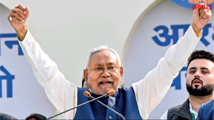 नीतीश कुमार, 72 वर्ष, मुख्यमंत्री, बिहार