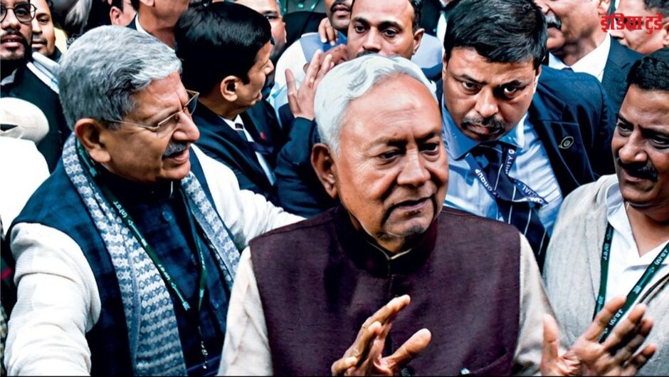 आगे की तैयारी दिसंबर के आखिरी हफ्ते में हुई जद (यू) की राष्ट्रीय कार्यकारिणी की बैठक के लिए दिल्ली पहुंचे नीतीश कुमार