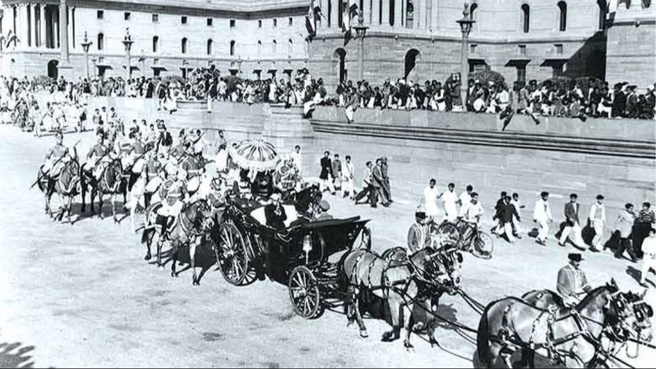 नई दिल्ली में आयोजित गणतंत्र दिवस की पहली परेड (Photo Credit: Wikimedia Commons)