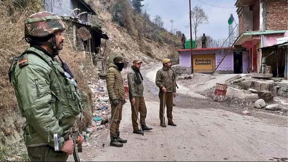 पुंछ के बफलियाज में तैनात सेना के जवान