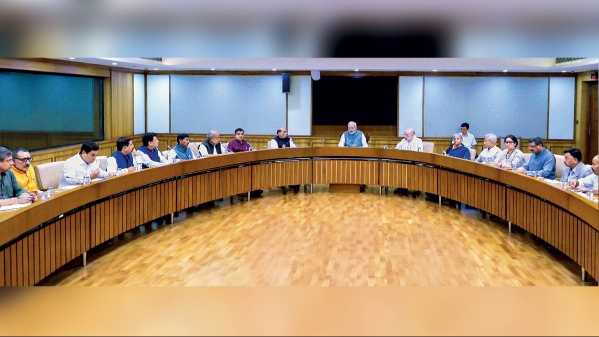 पीएम मोदी ने मंत्रियों को अगले पांच साल का ब्लूप्रिंट बनाने को कहा