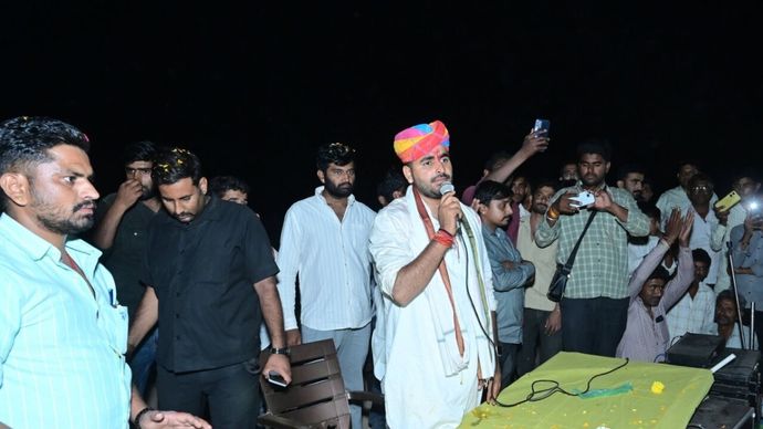 रविंद्र सिंह भाटी बाड़मेर-जैसलमेर लोकसभा सीट से निर्दलीय उम्मीदवार हैं