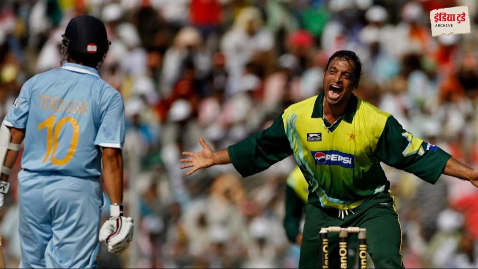 एक मैच के दौरान सचिन तेंदुलकर और शोएब अख्तर