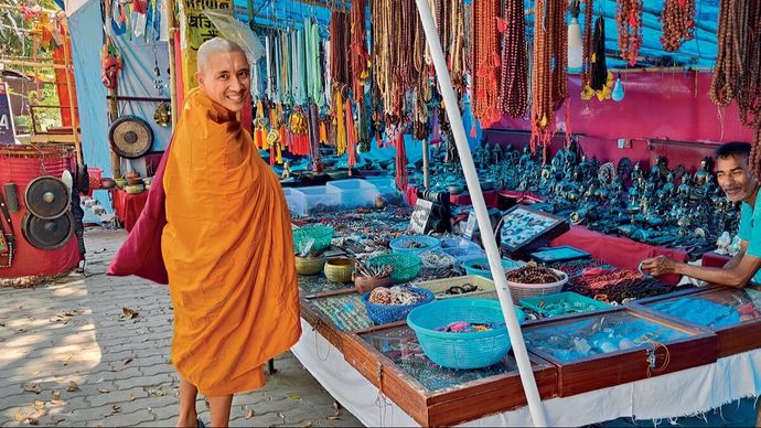 सूनापन बोधगया में बुनियादी पर्यटकीय सहूलियतों का अभाव किसी प्रत्याशी की वरीयता में नहीं