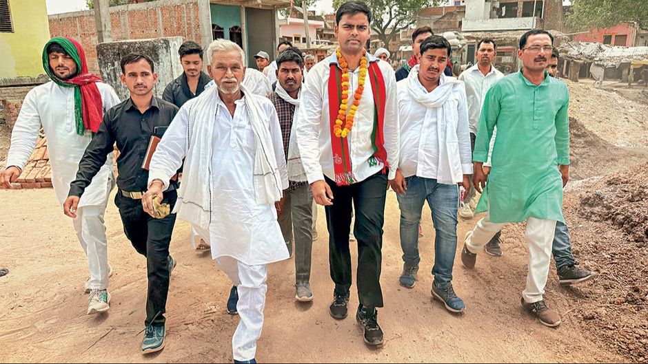 पुष्पेंद्र सरोज, कौशांबी सुरक्षित लोकसभा सीट से सपा उम्मीदवार