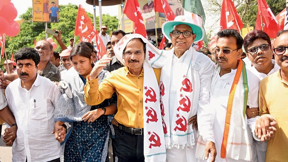 बहरामपुर में 18 अप्रैल की रैली में कांग्रेस नेता अधीर रंजन चौधरी और सीपीआई (एम) के मोहम्मद सलीम