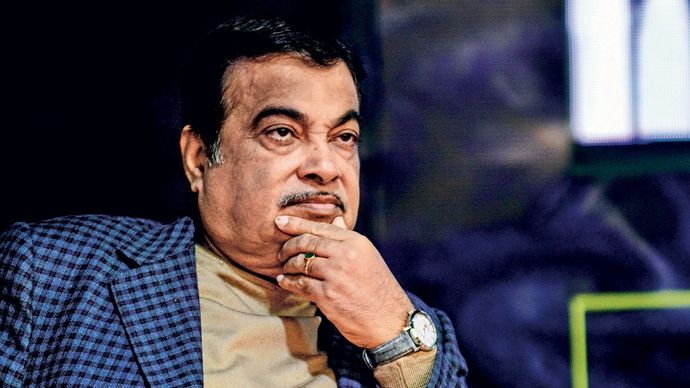 नितिन गडकरी, सड़क परिवहन और राजमार्ग मंत्री