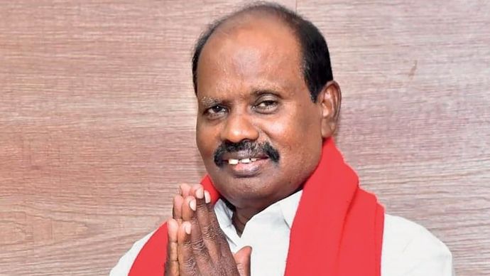 सेल्वराज वी., 63 वर्ष, भाकपा, नागपट्टिनम (एससी), तमिलनाडु