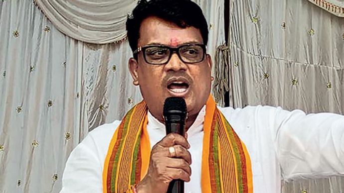 मध्य प्रदेश के मंत्री नागर सिंह चौहान