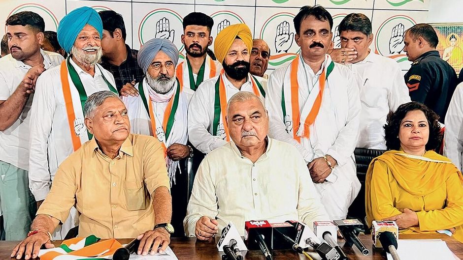 दिल्ली में 25 अगस्त को भूपेंद्र सिंह हुड्डा की मौजूदगी में हरियाणा कांग्रेस में शामिल हुए विभिन्न पार्टियों के नेता