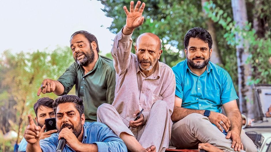 20 सितंबर को सोपोर में चुनाव प्रचार करते इंजीनियर रशीद