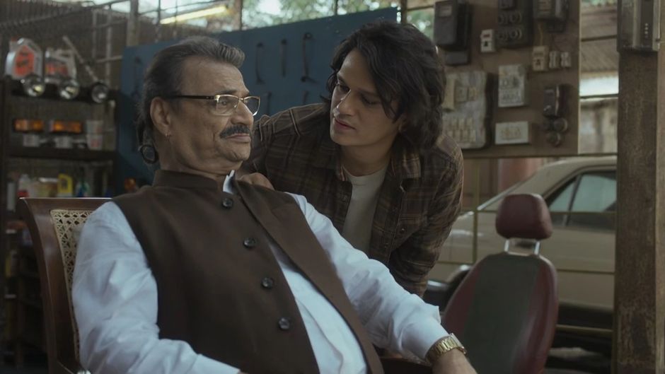 मिर्जापुर-2 के एक सीन में मशहूर एक्टर और राइटर एम.एम. फारूकी उर्फ लिलिपुट