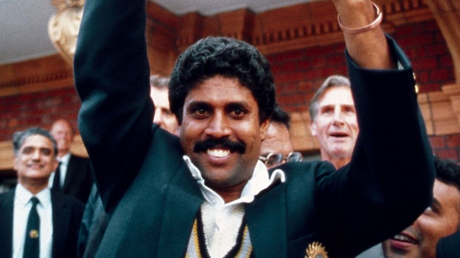 कप्तान कपिल देव प्रूडेंशियल विश्व कप के साथ