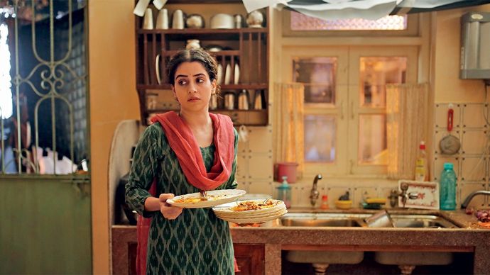 फिल्म मिसेज से ली गई एक तस्वीर में सान्या मल्होत्रा