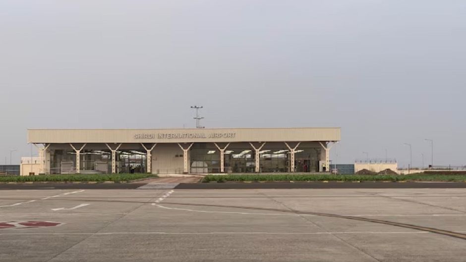 शिरडी हवाई अड्डे पर अब रात में भी विमानों की लैंडिंग शुरू हो चुकी है