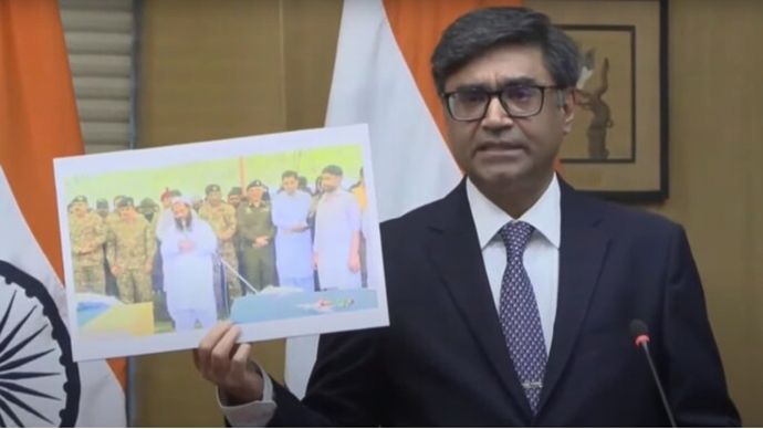 विदेश सचिव विक्रम मिसरी ने प्रेस कॉन्फ्रेंस कर PAK की पोल खोली