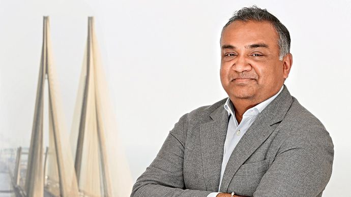 यूट्यूब के सीईओ नील मोहन.