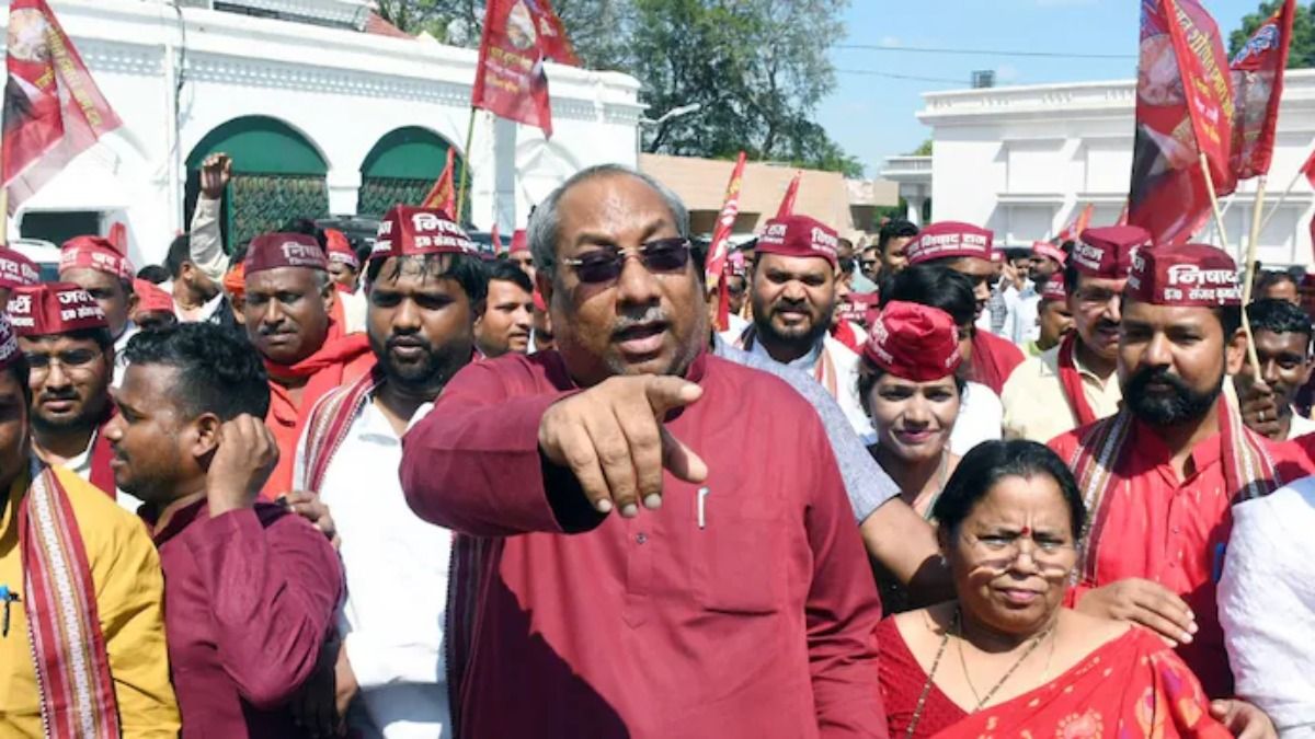 निषाद पार्टी के मुखिया संजय निषाद (फाइल फोटो)