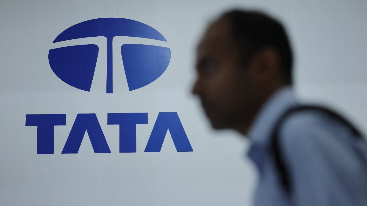 The Parsis banding together in the Trust has put Noel Tata in a difficult spot