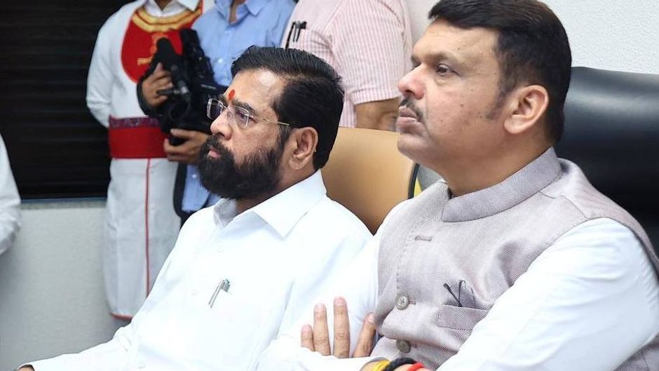 एक कार्यक्रम में डिप्टी सीएम शिंदे के साथ सीएम देवेंद्र फडणवीस (फाइल फोटो)