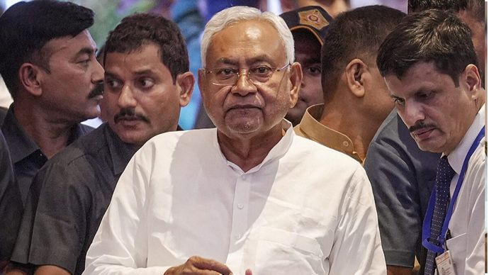 नीतीश कुमार