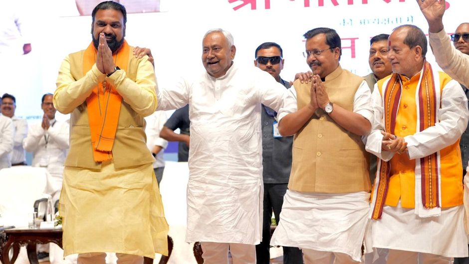 Nitish Kumar, Samrat chaudhary