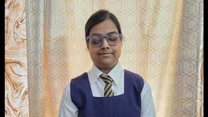 Saara Moin, ISC Topper, Triple Disability